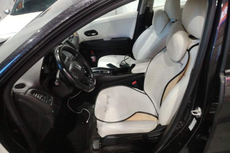 Used Honda Vezel 2017 1.8L CVT Front-Wheel Drive Pioneer Edition Left Front Seat