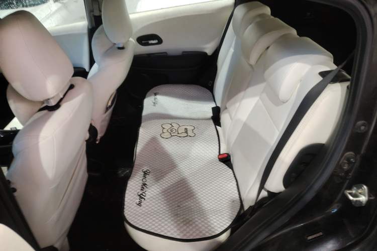 Used Honda Vezel 2017 1.8L CVT Front-Wheel Drive Pioneer Edition Left Rear Seat