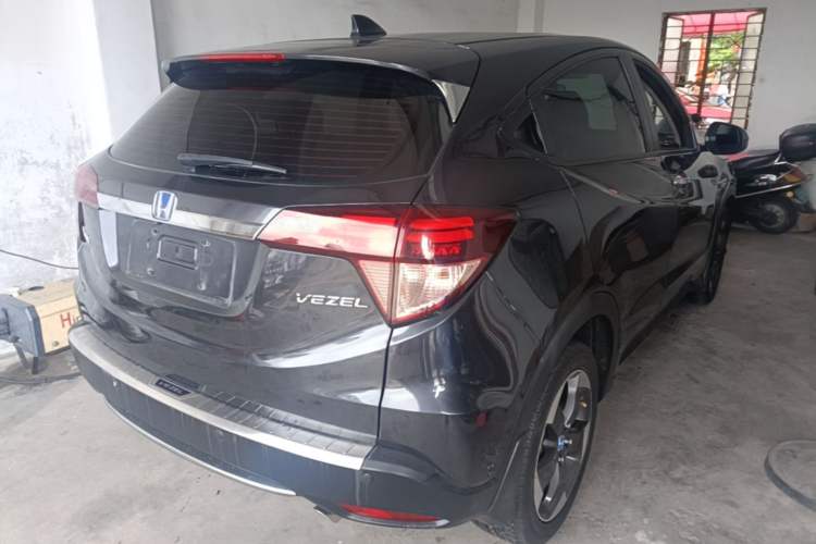 Used Honda Vezel 2017 1.8L CVT Front-Wheel Drive Pioneer Edition Rear Right 45 Deg