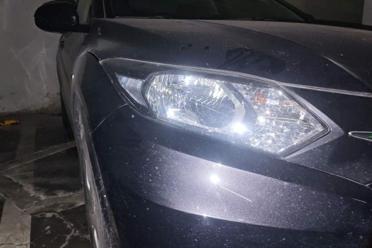 Used Honda Vezel 2017 1.8L CVT 2WD Elite Model Right Front Headlight