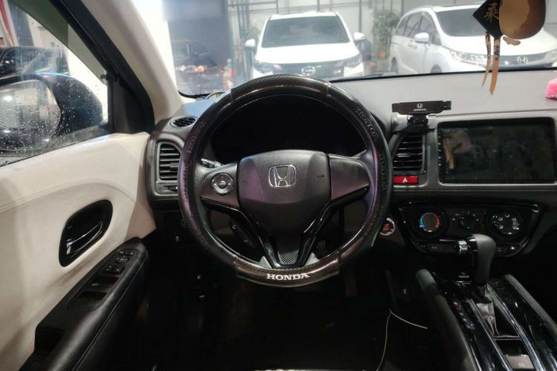 Used Honda Vezel 2017 1.8L CVT Front-Wheel Drive Pioneer Edition Steering Wheel