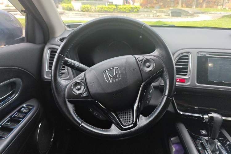 Used Honda Vezel 2017 1.8L CVT Two-Wheel Drive Luxury Model Steering Wheel