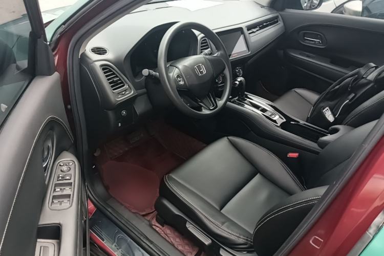 Used Honda Vezel 2017 1.8L CVT Front-Wheel Drive Pioneer Edition Driver Seat