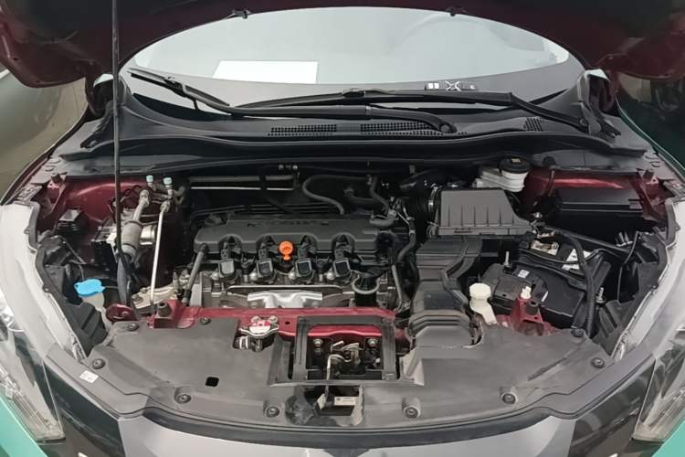 Used Honda Vezel 2017 1.8L CVT Front-Wheel Drive Pioneer Edition Engine Bay