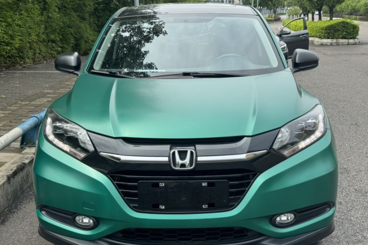 Used Honda Vezel 2017 1.8L CVT Front-Wheel Drive Pioneer Edition Exterior 5