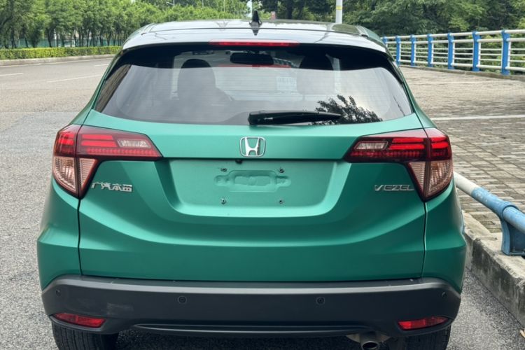 Used Honda Vezel 2017 1.8L CVT Front-Wheel Drive Pioneer Edition Exterior 8