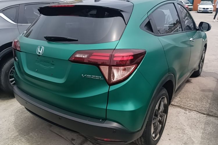 Used Honda Vezel 2017 1.8L CVT Front-Wheel Drive Pioneer Edition Rear Right 45 Deg