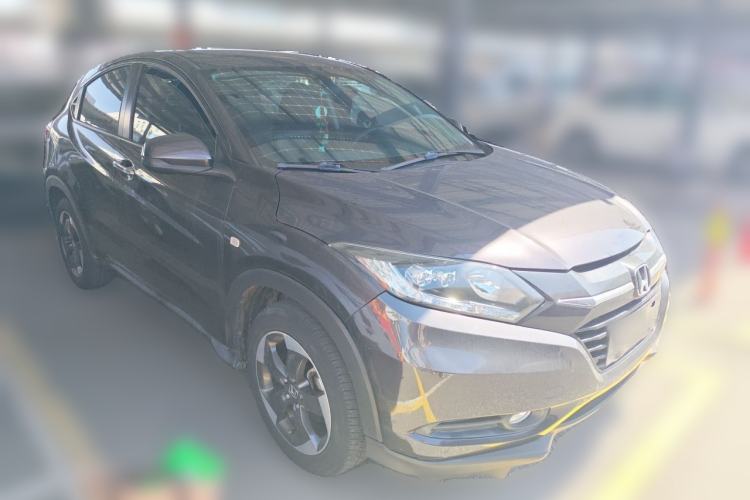 Used Honda Vezel 2017 1.8L CVT Front-Wheel Drive Pioneer Edition Front Right 45 Deg