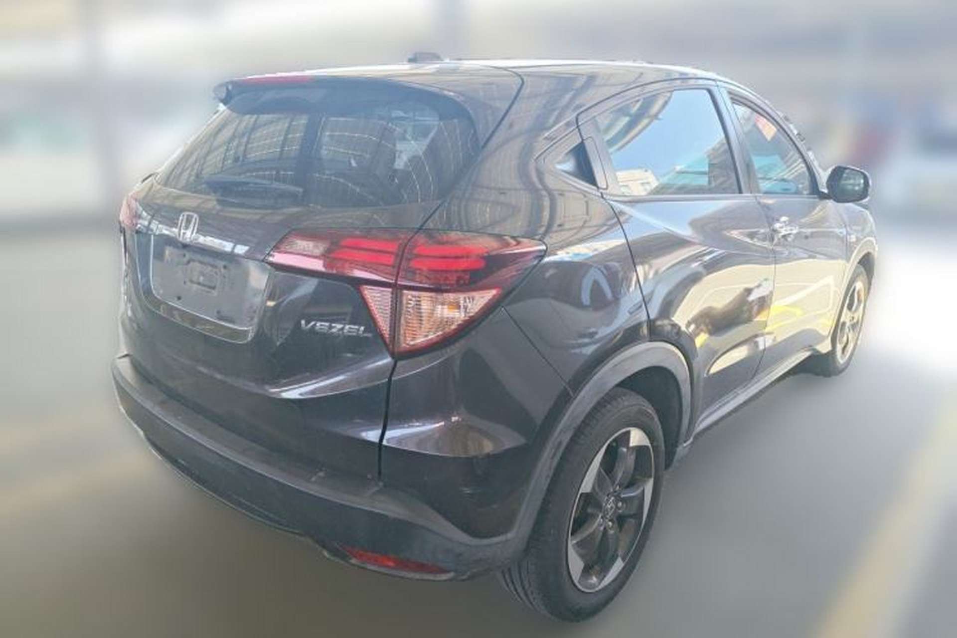 Used Honda Vezel 2017 1.8L CVT Front-Wheel Drive Pioneer Edition Rear Right 45 Deg