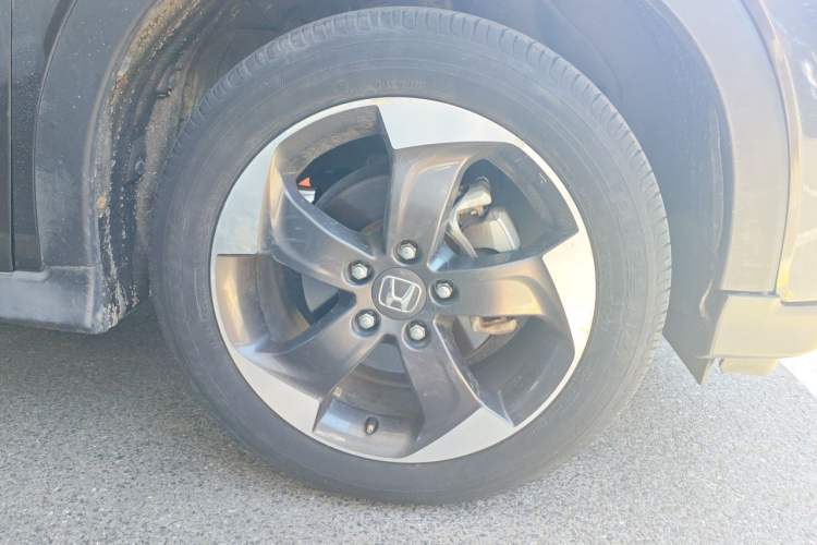 Used Honda Vezel 2017 1.8L CVT Front-Wheel Drive Pioneer Edition Right Front Wheel Hub