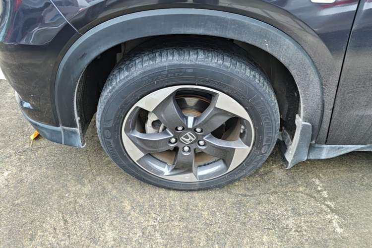 Used Honda Vezel 2017 1.8L CVT Front-Wheel Drive Pioneer Edition Left Front Wheel Hub