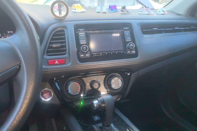 Used Honda Vezel 2017 1.8L CVT Front-Wheel Drive Pioneer Edition Audio And AC Panel