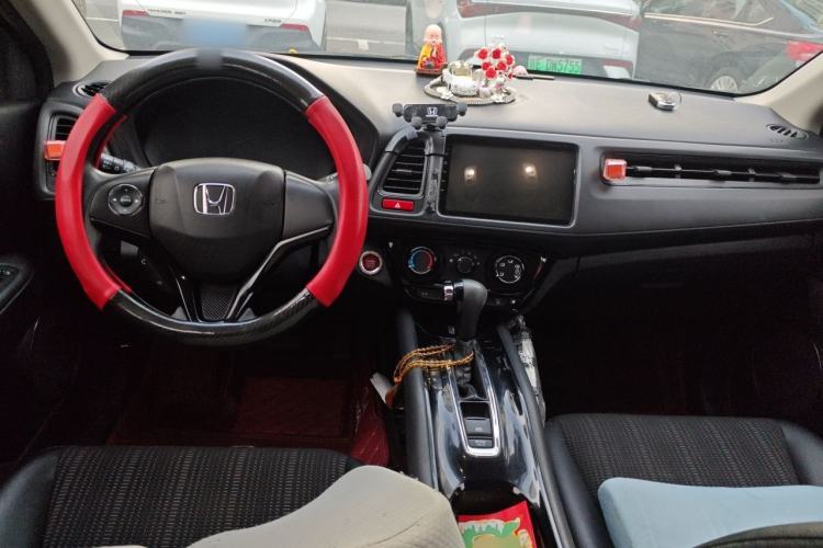 Used Honda Vezel 2017 1.8L CVT Front-Wheel Drive Pioneer Edition Center Console