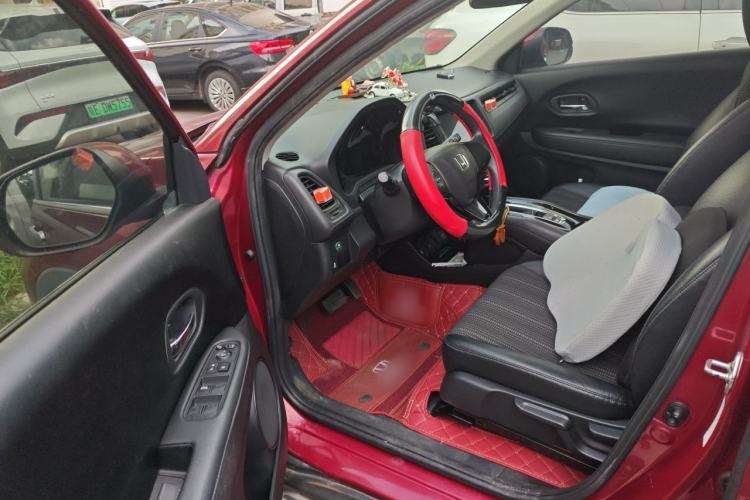 Used Honda Vezel 2017 1.8L CVT Front-Wheel Drive Pioneer Edition Driver Seat