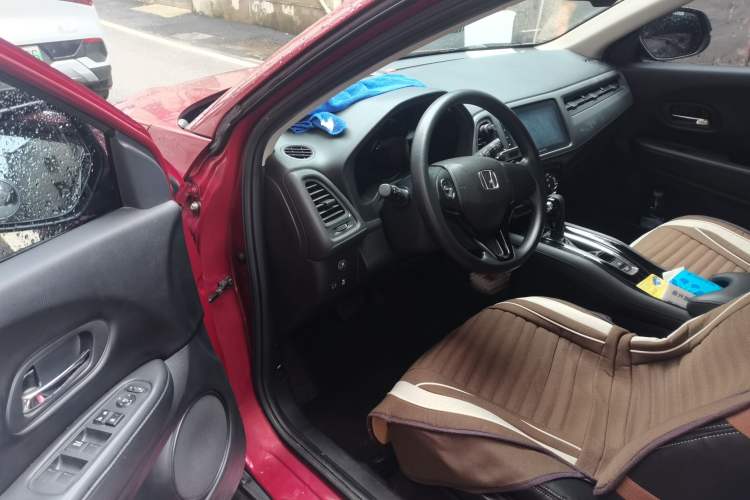 Used Honda Vezel 2017 1.5L CVT 2WD Comfort Model Driver Seat