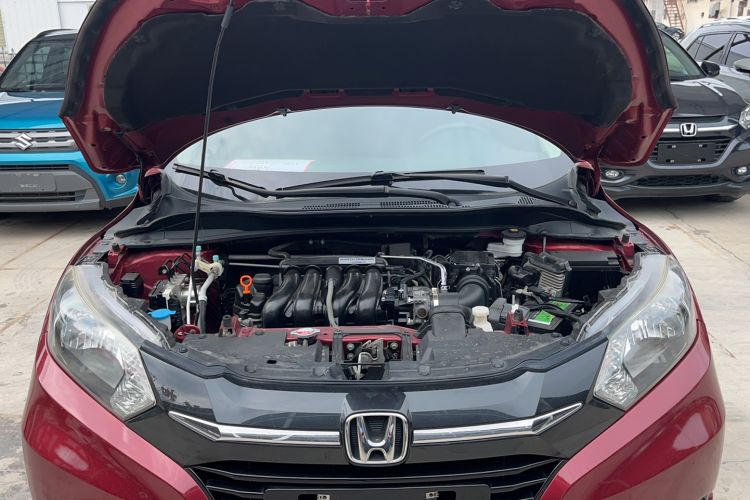 Used Honda Vezel 2017 1.5L CVT 2WD Comfort Model Engine Bay