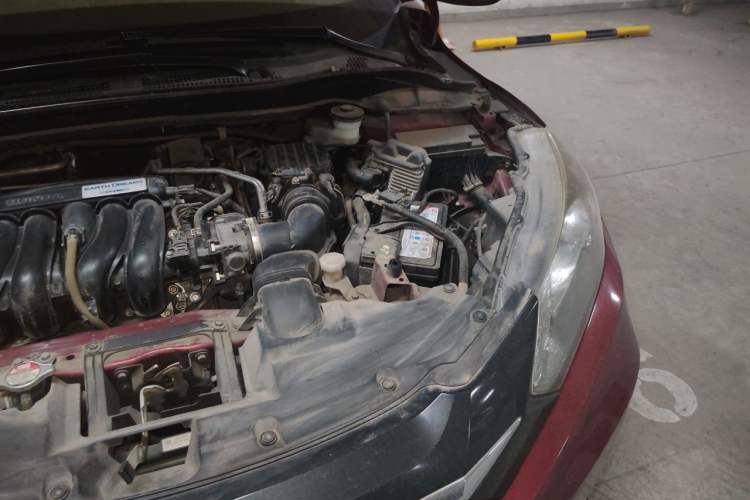 Used Honda Vezel 2017 1.5L CVT 2WD Comfort Model Engine Bay Left