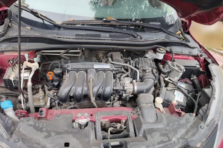 Used Honda Vezel 2017 1.5L CVT 2WD Comfort Model Engine Bay