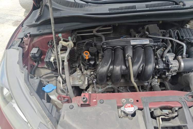 Used Honda Vezel 2017 1.5L CVT 2WD Comfort Model Engine Bay Right