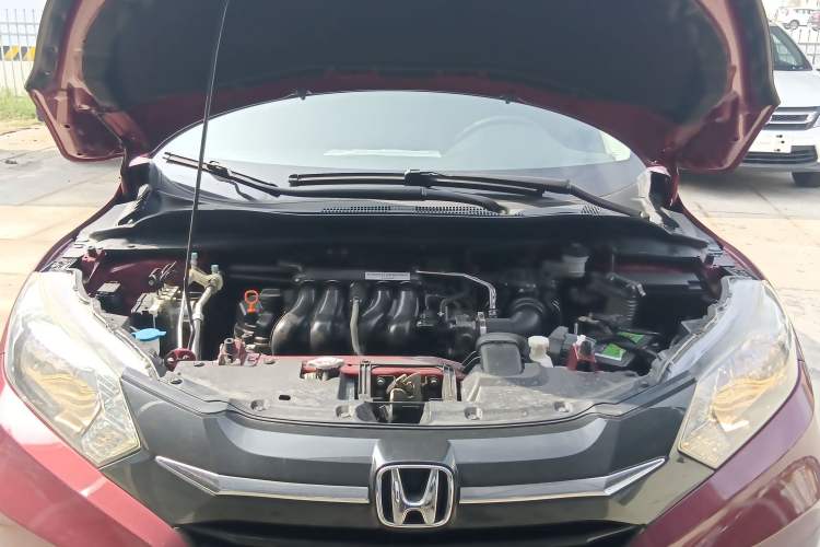 Used Honda Vezel 2017 1.5L CVT 2WD Comfort Model Engine Bay