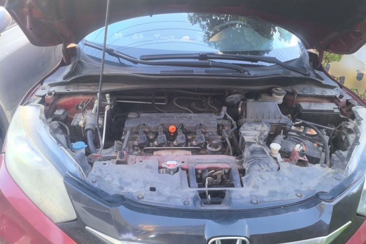Used Honda Vezel 2017 1.8L CVT Front-Wheel Drive Pioneer Edition Engine Bay