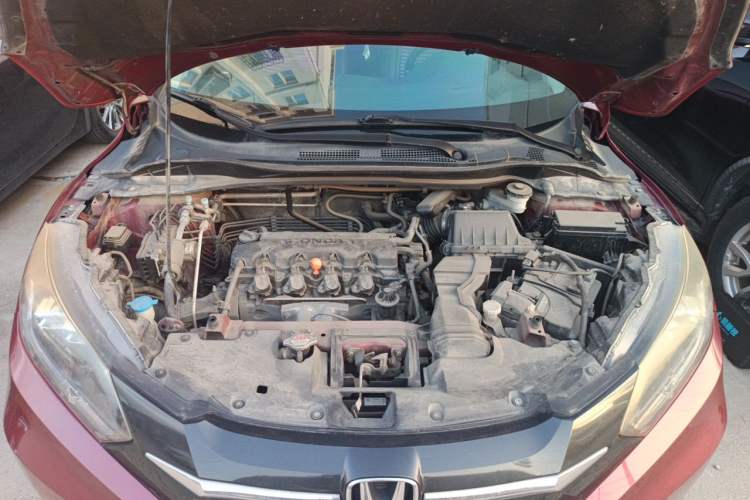 Used Honda Vezel 2017 1.8L CVT Two-Wheel Drive Luxury Model Engine Bay