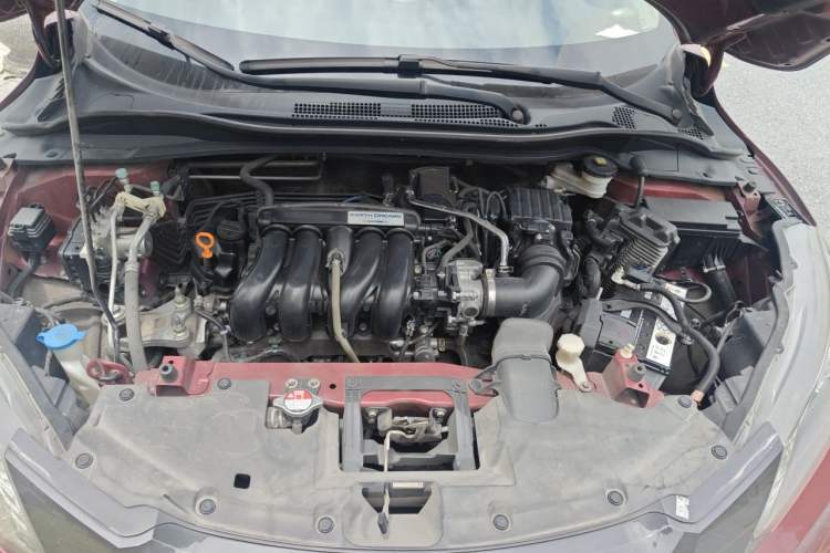 Used Honda Vezel 2017 1.5L CVT 2WD Comfort Model Engine Bay