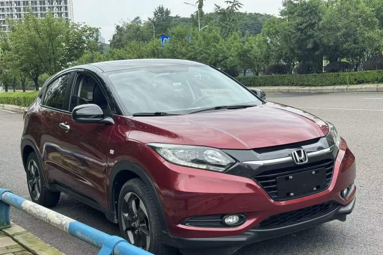 Used Honda Vezel 2017 1.8L CVT Front-Wheel Drive Pioneer Edition Exterior 5
