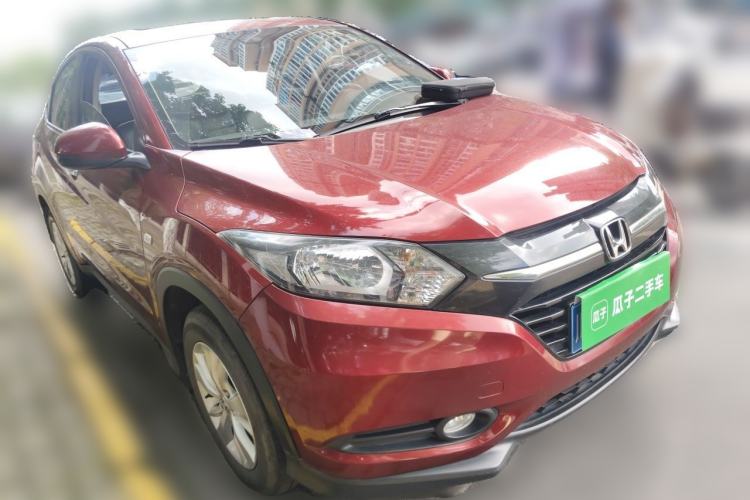 Used Honda Vezel 2017 1.5L CVT 2WD Comfort Model Front Right 45 Deg