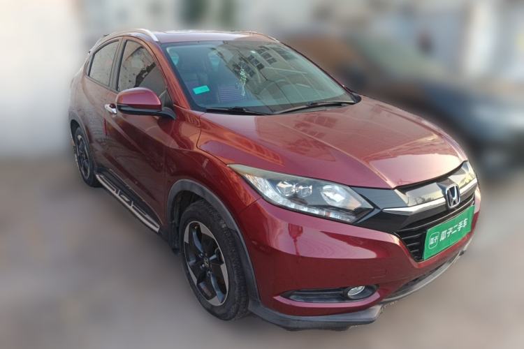 Used Honda Vezel 2017 1.8L CVT Two-Wheel Drive Luxury Model Front Right 45 Deg