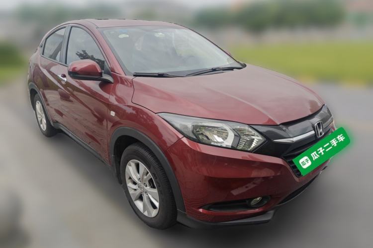 Used Honda Vezel 2017 1.5L CVT 2WD Comfort Model Front Right 45 Deg