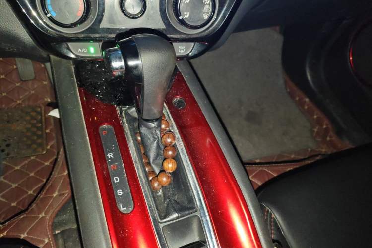 Used Honda Vezel 2017 1.5L CVT 2WD Comfort Model Gear Lever