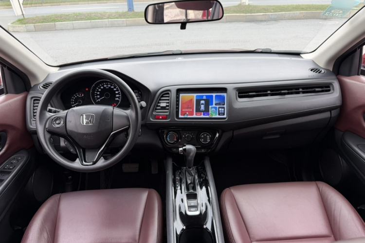 Used Honda Vezel 2017 1.5L CVT 2WD Comfort Model Interior 6