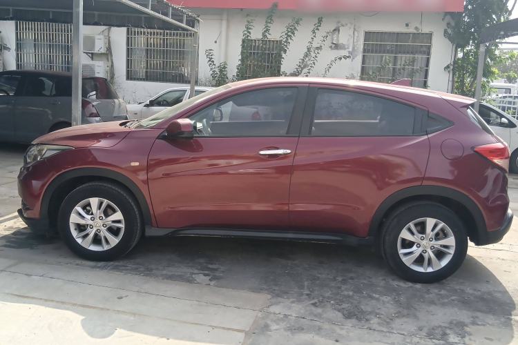 Used Honda Vezel 2017 1.5L CVT 2WD Comfort Model Left Side