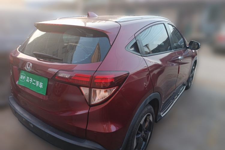 Used Honda Vezel 2017 1.8L CVT Two-Wheel Drive Luxury Model Rear Right 45 Deg