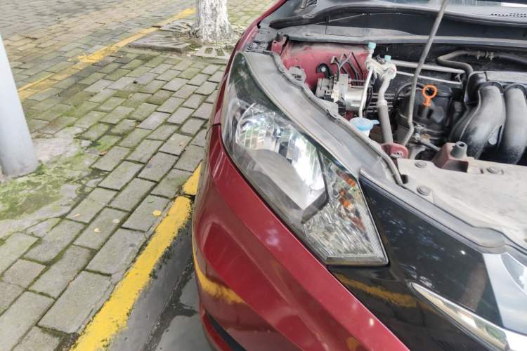 Used Honda Vezel 2017 1.5L CVT 2WD Comfort Model Right Front Headlight