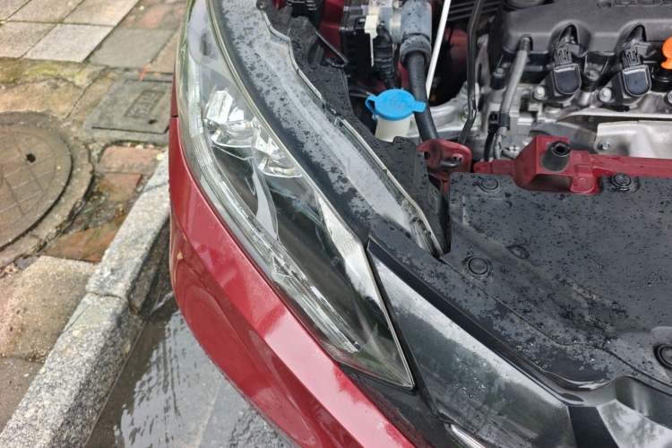 Used Honda Vezel 2017 1.8L CVT Front-Wheel Drive Pioneer Edition Right Front Headlight