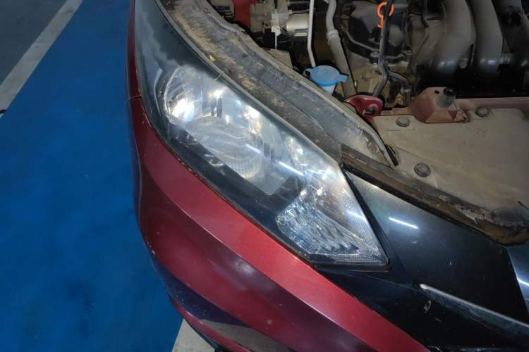 Used Honda Vezel 2017 1.5L CVT 2WD Comfort Model Right Front Headlight