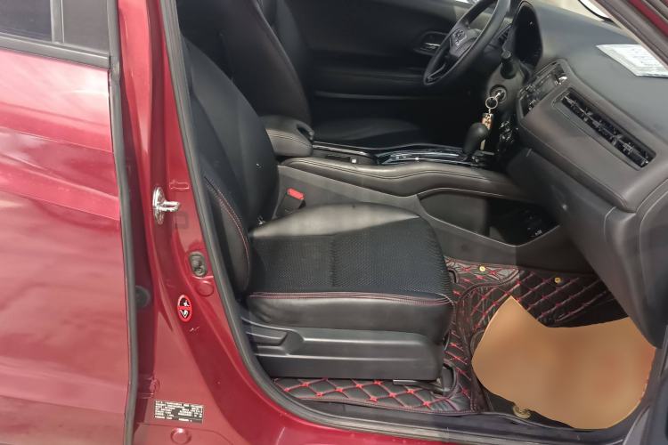 Used Honda Vezel 2017 1.5L CVT 2WD Comfort Model Right Front Seat