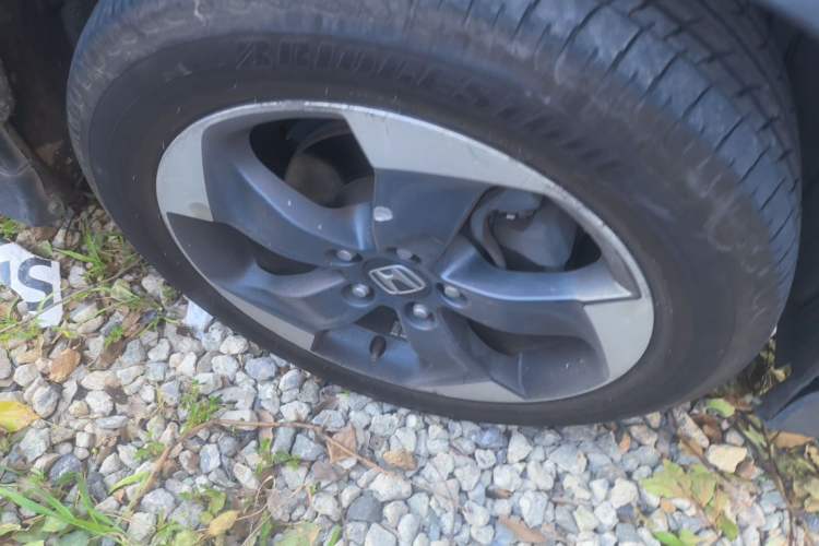 Used Honda Vezel 2017 1.8L CVT Front-Wheel Drive Pioneer Edition Right Front Wheel Hub