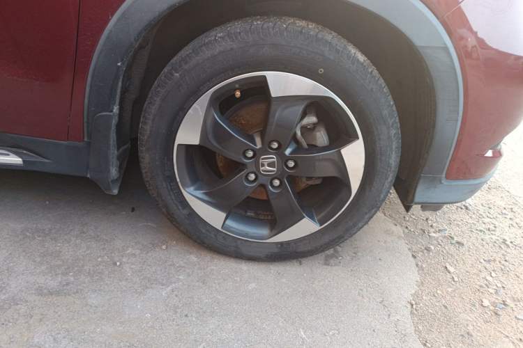 Used Honda Vezel 2017 1.8L CVT Two-Wheel Drive Luxury Model Right Front Wheel Hub