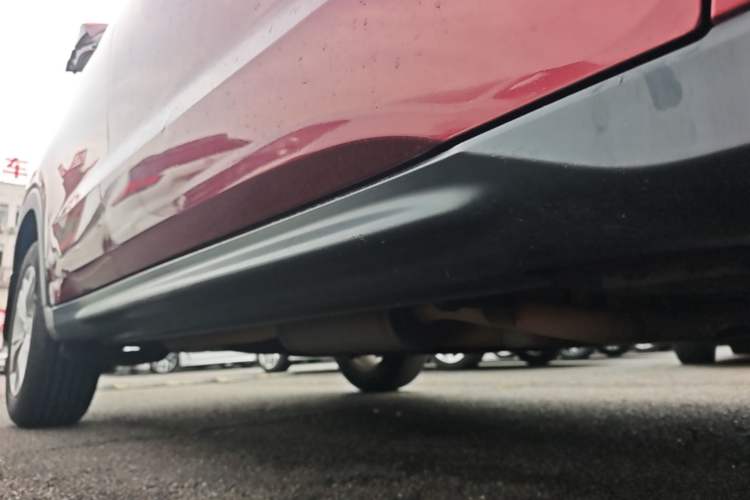 Used Honda Vezel 2017 1.5L CVT 2WD Comfort Model Right Side Sill