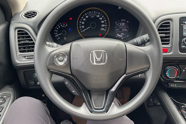Used Honda Vezel 2017 1.5L CVT 2WD Comfort Model Steering Wheel