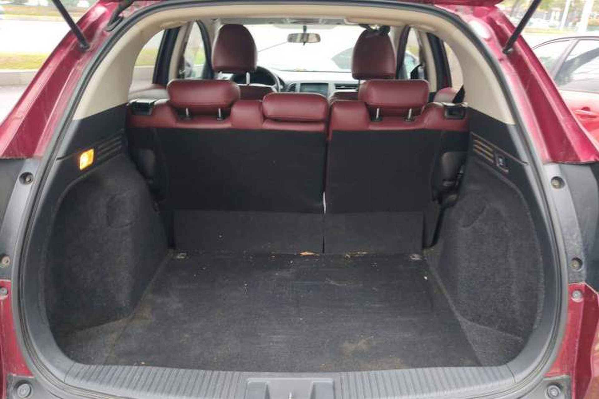 Used Honda Vezel 2017 1.5L CVT 2WD Comfort Model Trunk