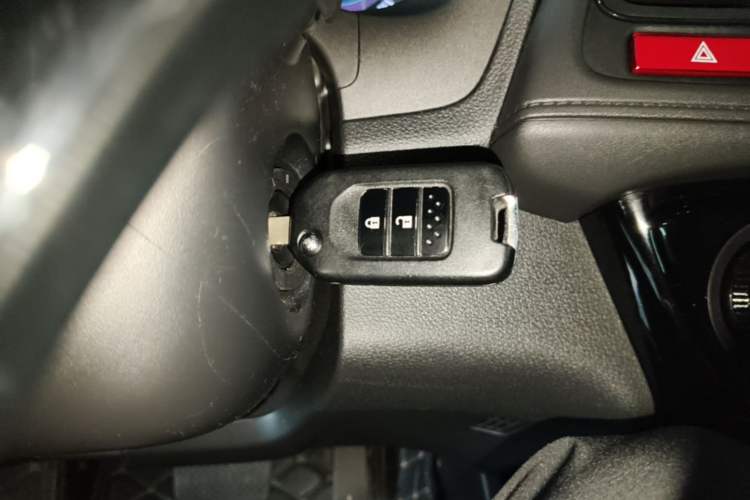 Used Honda Vezel 2017 1.5L CVT 2WD Comfort Model Vehicle Key