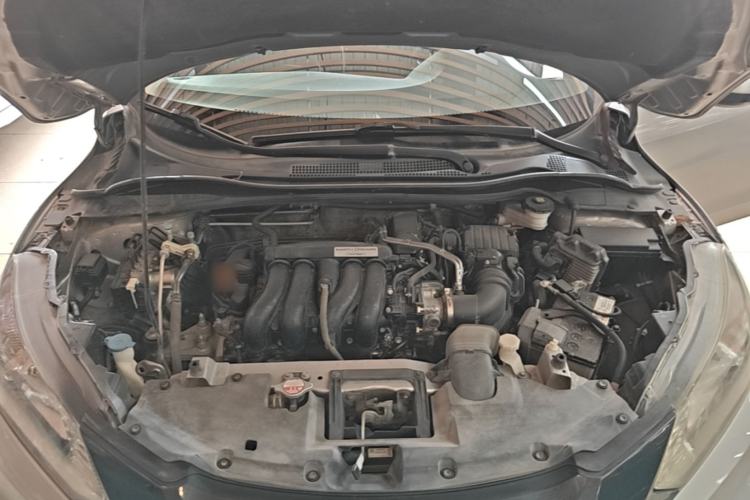 Used Honda Vezel 2017 1.5L CVT 2WD Comfort Model Engine Bay