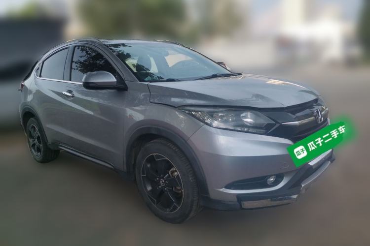 Used Honda Vezel 2017 1.8L CVT Front-Wheel Drive Pioneer Edition Front Right 45 Deg