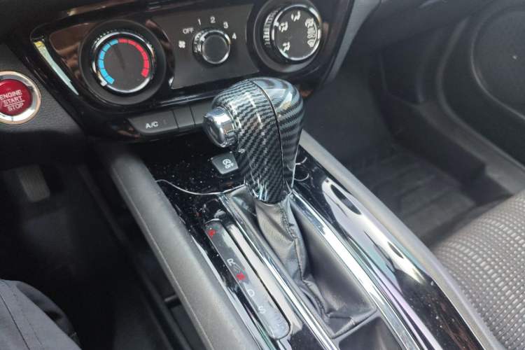 Used Honda Vezel 2017 1.8L CVT Front-Wheel Drive Pioneer Edition Gear Lever