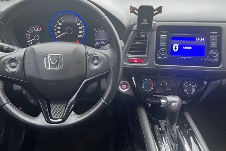 Used Honda Vezel 2017 1.5L CVT 2WD Comfort Model Interior 6