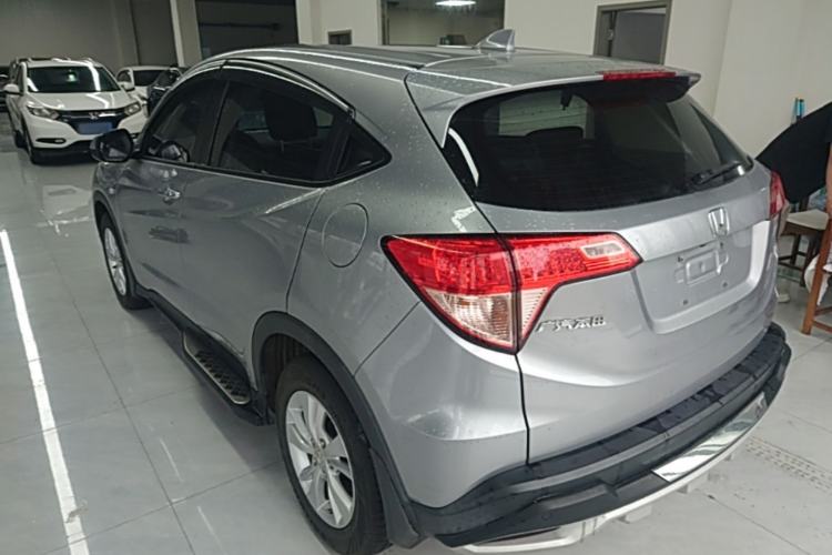 Used Honda Vezel 2017 1.5L CVT 2WD Comfort Model Rear Left 45 Deg